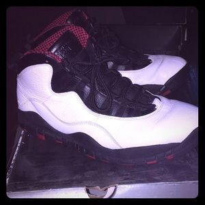 Air Retro Jordan 10 “Chicago Bulls” 2011 Release